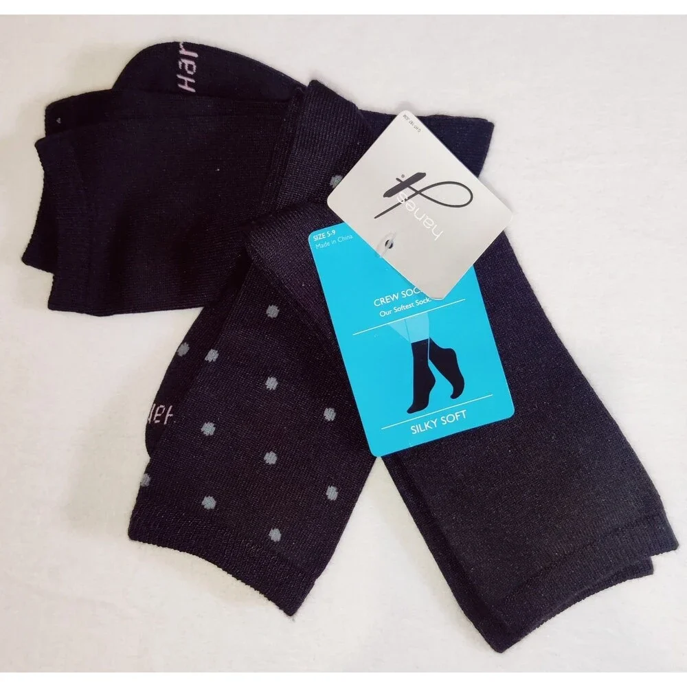 Women's Hanes Silky Soft Crew Socks 3 PACK Size 5-9 Black, Gray Dots NEW